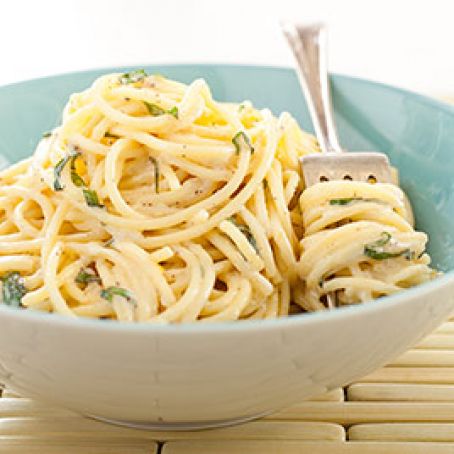 Spaghetti with Lemon and Olive Oil (al Limone)