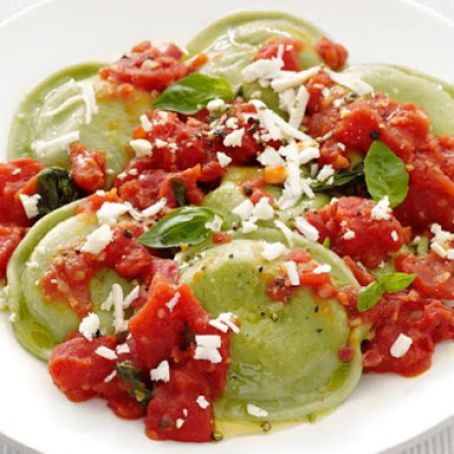 Spinach Ravioli With Tomato Sauce
