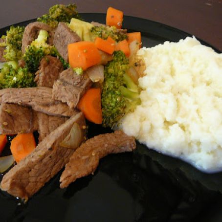 Beef with Broccoli and Carrots Stir Fry