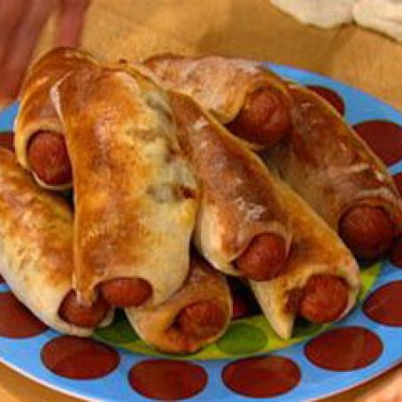 Chili Cheese Dogs In A Blanket