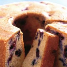 Fresh Blueberry-Vanilla Cake