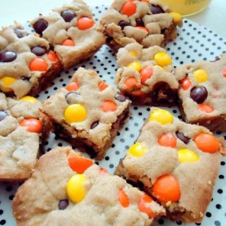 Reese’s Pieces Peanut Butter Blondie's