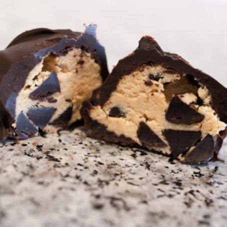 Low Carb Chocolate Chip Cookie Dough Balls