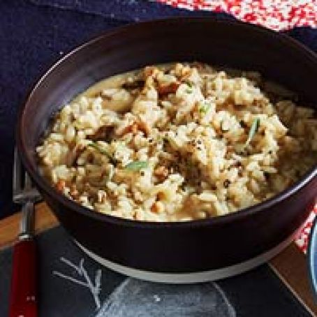 Tuscan Risotto with Walnuts and Mushrooms