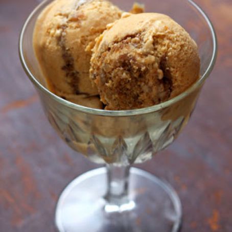 Pumpkin Pecan Ginger Snap Ice Cream