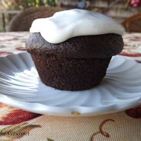 Old Fashioned Chocolate Cupcakes