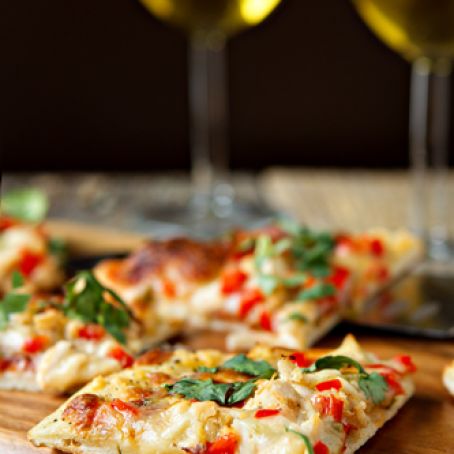 Spicy Chicken and Pepper Jack Pizza