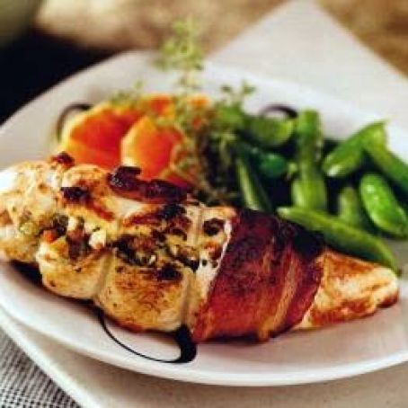 Chicken Breasts Stuffed with Dried Fruit and Goat Cheese