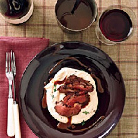 Fennel-Scented Duck Breasts with Pinot Noir Sauce