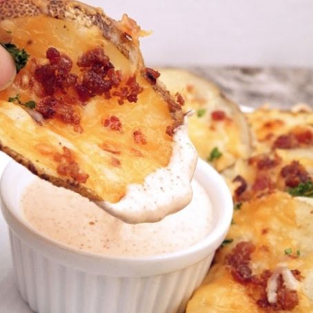 Cheesy Bacon Oven Chips with Chipotle Ranch Sauce