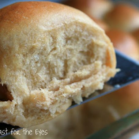 Quick Whole Wheat Rolls (like in an hour!)