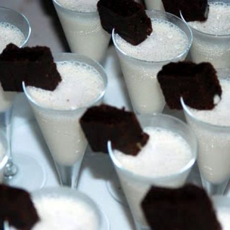 Mini Espresso Brownies W/ Vanila Bean Milkshakes