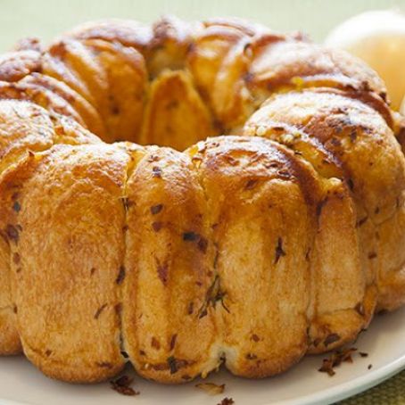 Buttery Onion Pull-Apart
