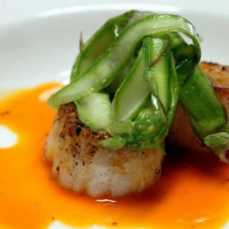 Succulent Scallops in a Carrot, Orange and Cardamom Sauce
