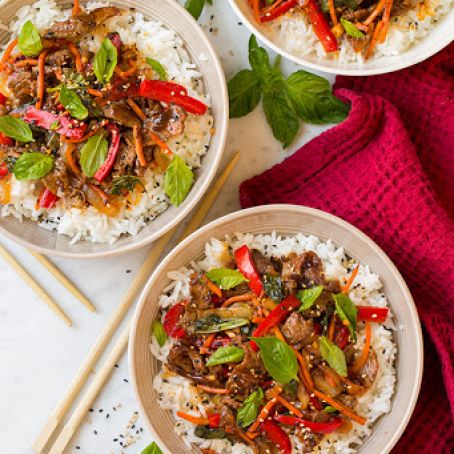 Thai Basil Beef Bowls - Cooking Classy