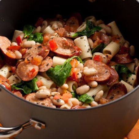 Skinny Rigatoni Pasta with White Beans and Sausage