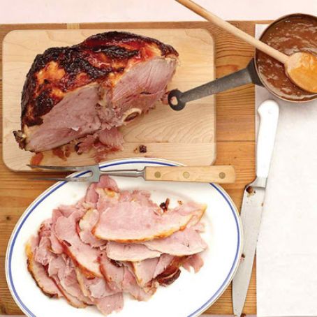 Glazed Ham with Apricot-Mustard Sauce