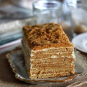 CAKE - Honey Cake (Medovik) 俄式蜂蜜蛋糕