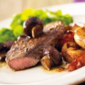 Garlic Steak With Mushrooms and Onion-Roasted Potatoes
