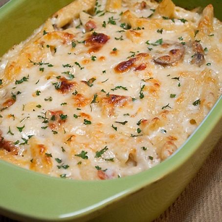 Baked Cheesy Chicken Penne