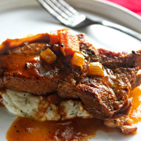 Cider-Braised Country-Style Pork Ribs With Creamy Mashed Potatoes