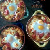baked eggs with salsa – perfect brunch food