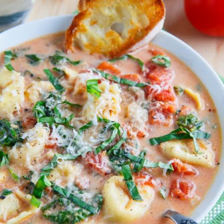Creamy Parmesan Tomato and Spinach Tortellini Soup on Closet Cooking