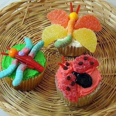 Spring bug cupcakes