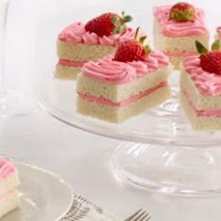 Strawberry Champagne Cakes