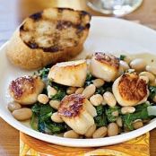 SEARED SCALLOPS WITH WARM TUSCAN BEANS