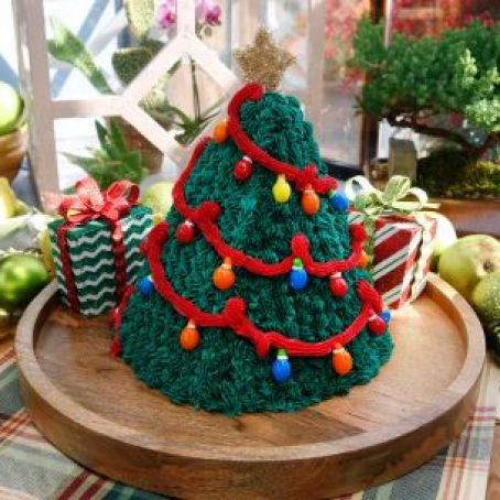 Christmas Tree Surprise Cake