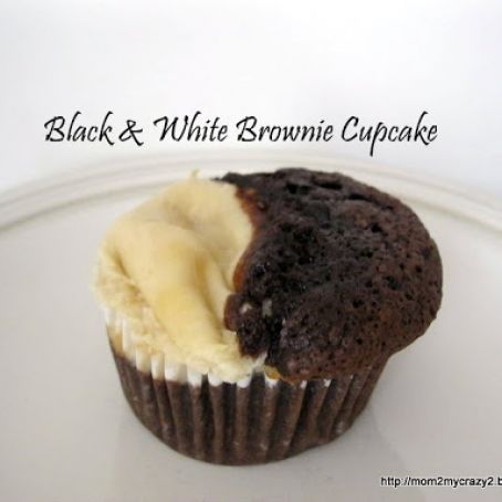 Black & White Brownie Cupcake