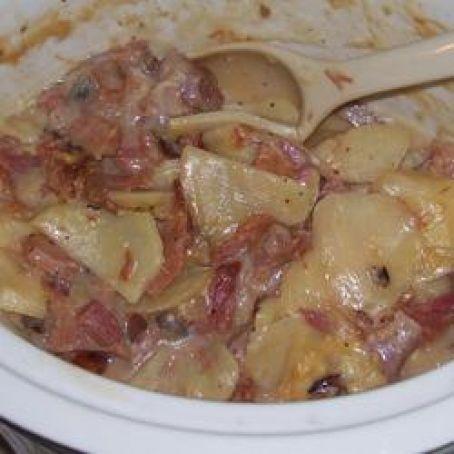 Crockpot Scalloped Potatoes & Ham