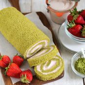 MATCHA GREEN TEA SWISS ROLL WITH STRAWBERRY MOUSSE