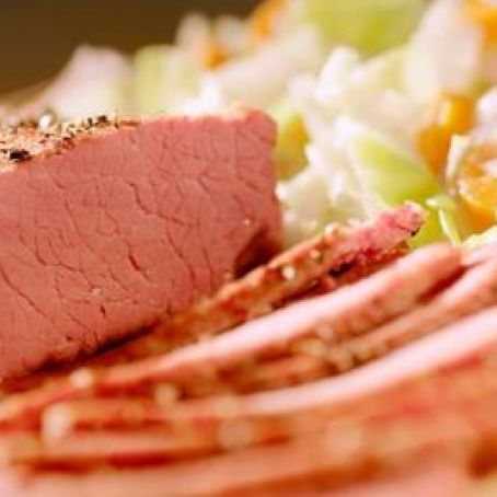 Slow Cooker Corned Beef and Cabbage