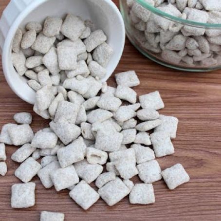 Carrot Cake Muddy Buddies