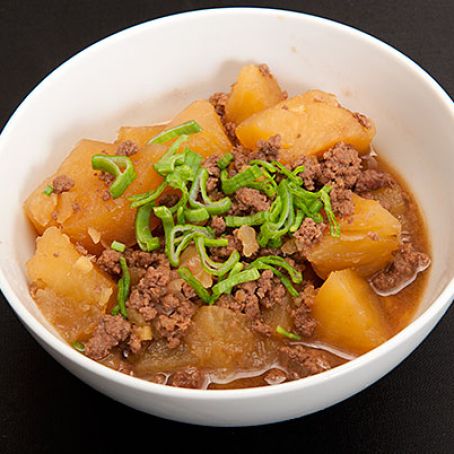 The Guy’s Two-Step Nikujaga (Japanese meat and potatoes)