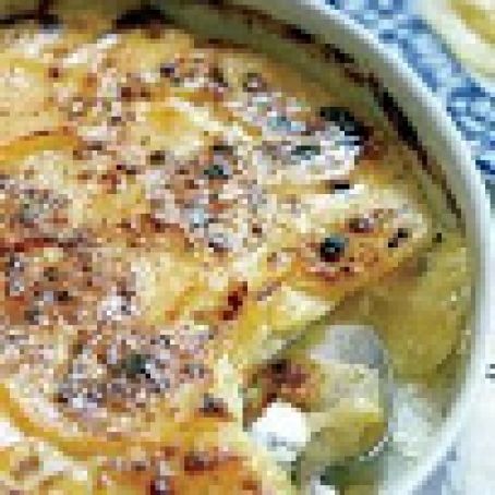 Herbed Potato Gratin with Roasted Garlic and Manchego