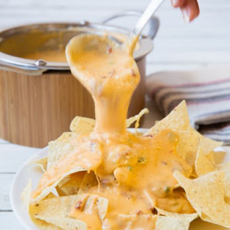 The Best Queso Cheese Sauce