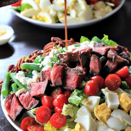 Ribeye Steak Salad with Balsamic Vinaigrette