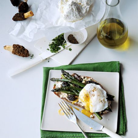 Asparagus Morel Sandwiches with Poached Egg