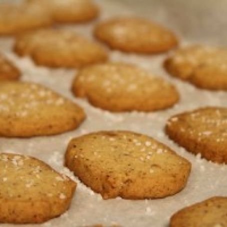 Blue cheese shortbread