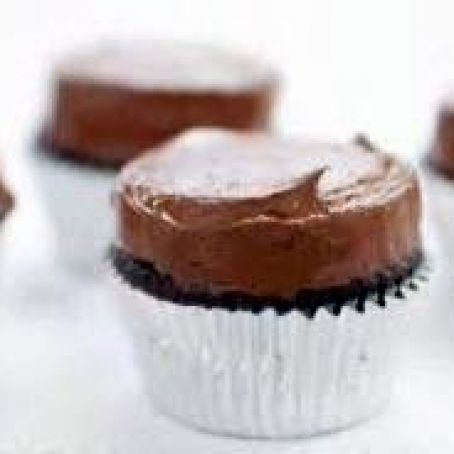 Cake - ULTIMATE CHOCOLATE CUPCAKES WITH GANACHE FILLING