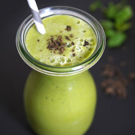 Healthy Shamrock Shake (Vegan, Paleo)