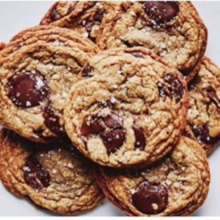Brown Butter and Toffee Chocolate Chip Cookies