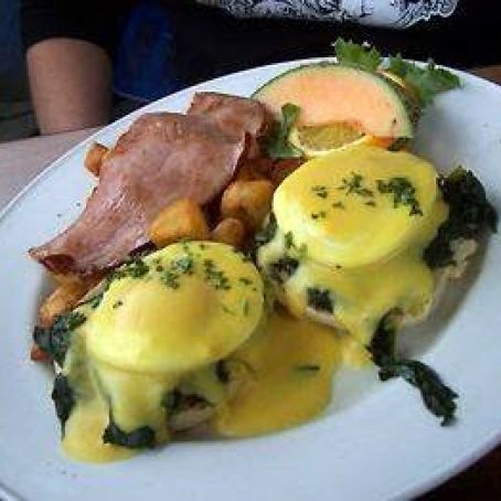 HUEVOS A LA FLORENTINA ( RUBEN'S EGGS )