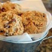 Chewy Chocolate Chip Oatmeal Cookies