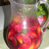 Heart, Hands, Home: Simple Sangria