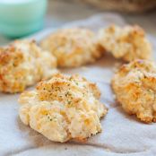 RED LOBSTER CHEDDAR BAY BISCUITS