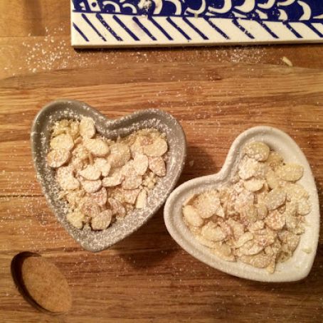 Buttery Almond Cake (Josie Maran)